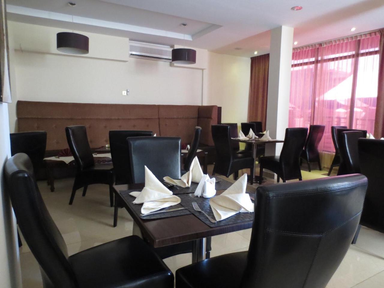 Airport Plaza Hotel Juba Eksteriør billede